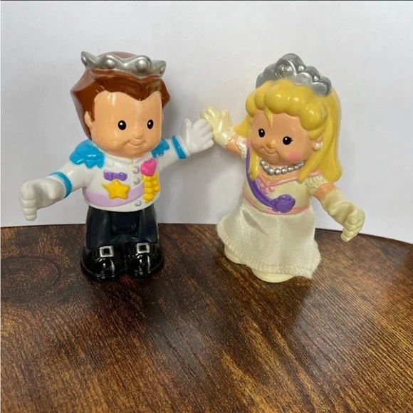 Toys Royal Wedding Fisher Price Little People Royal Garden